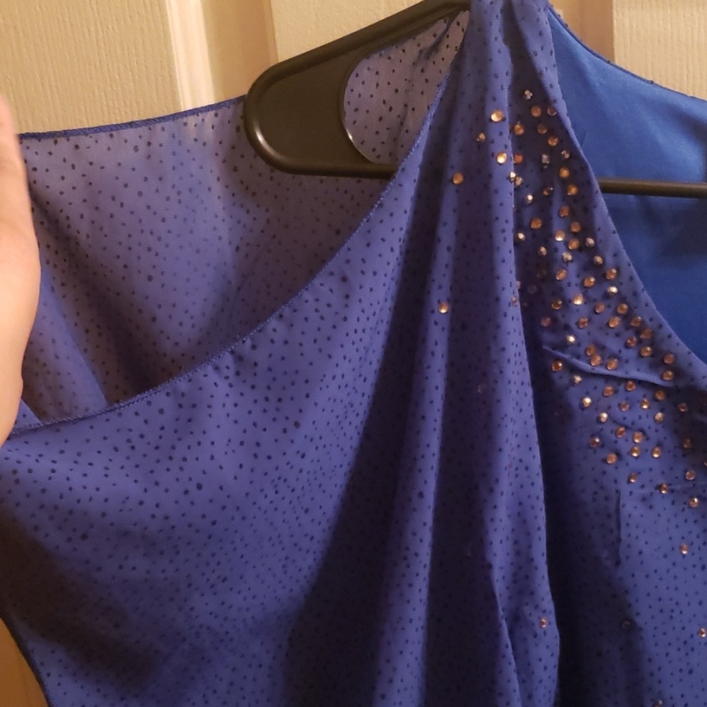 Cute blouse - Picture 2 of 3